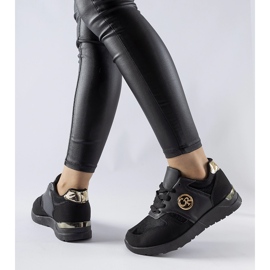 Czarne sportowe sneakersy Almenno 2