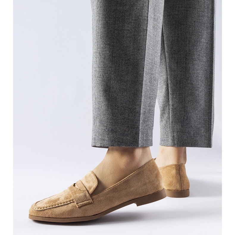 Ciemnobeżowe mokasyny z eko-zamszu Medford beżowy 1