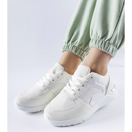Białe sneakersy z łączonych materiałów Gallo 2
