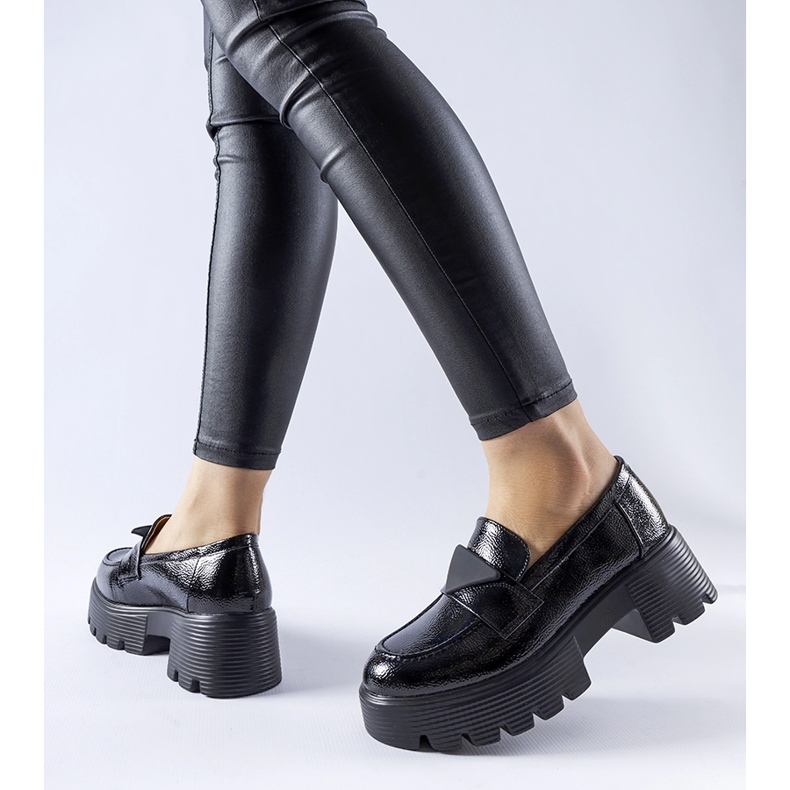 Czarne lakierowane mokasyny Eligio 1