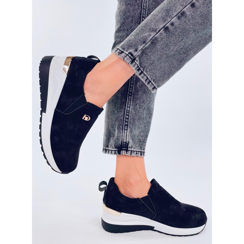 Półbuty na koturnie Hense Black czarne 2