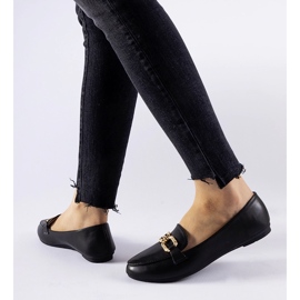 Czarne mokasyny z klamerką Sovera 1
