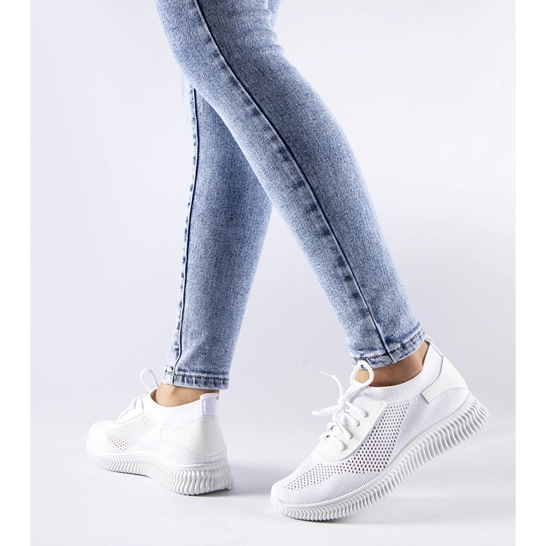 Białe ażurowe sneakersy Pierantonio 1