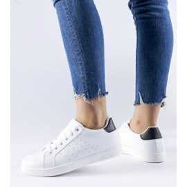 Biało-czarne sneakersy Bourassa białe 1
