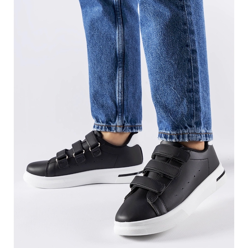 Czarne sneakersy zapinane na rzepy Paré 1
