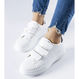 Białe sneakersy zapinane na rzepy Paré 2