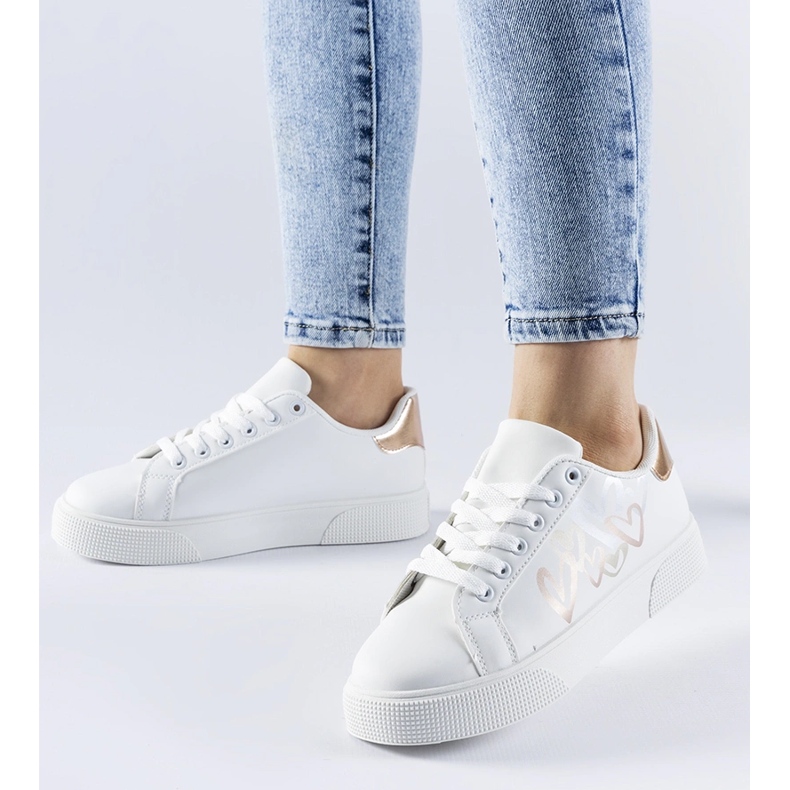 Białe sneakersy na platformie Montclair 1