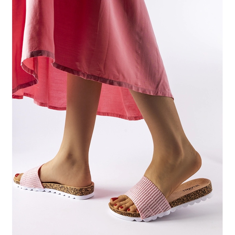 Różowe błyszczące klapki Issiglio 2