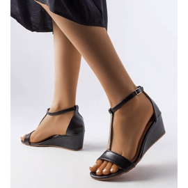 Czarne sandały na koturnie z cyrkoniami Flusing 1