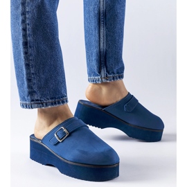 Granatowe klapki typu chodak na platformie Lang niebieskie 1