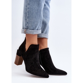 Botki Na Słupku Z Ażurowym Wzorem Czarne Vailen 2