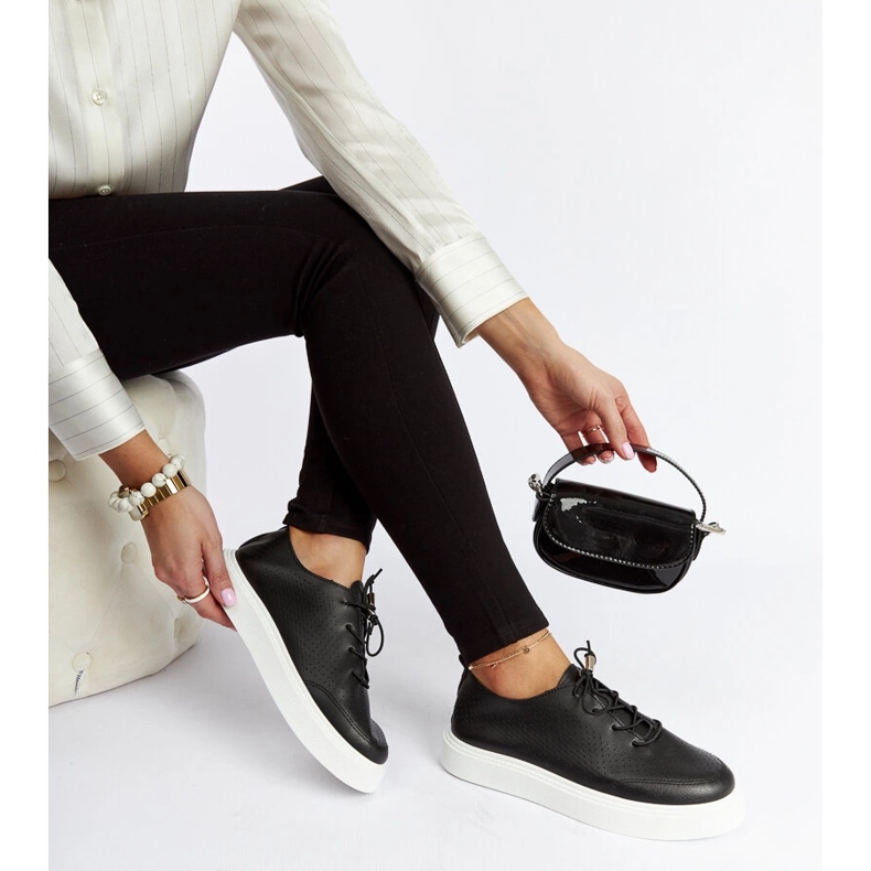 Czarne perforowane tenisówki Laytonville 1