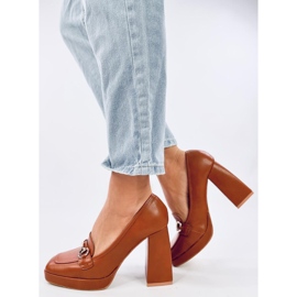 Mokasyny na obcasie Albers Camel brązowe 1