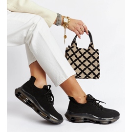Czarne sneakersy na platformie Goe JJ2N4080 1