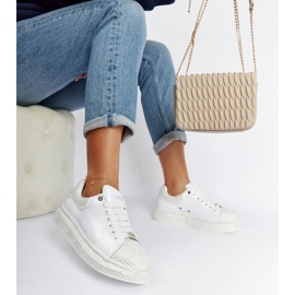 Białe sneakersy z cyrkoniami Goe NN2N4011 1