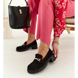 Czarne mokasyny zamszowe na słupku Sherie 1