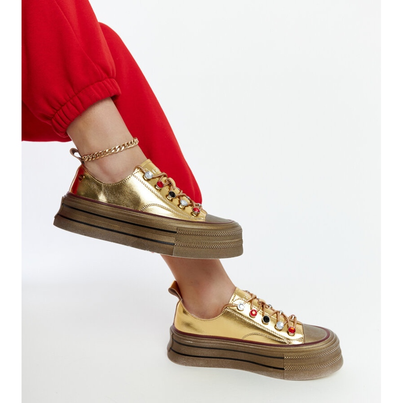 Złote sneakersy na platformie GOE NN2N4055 złoty 2
