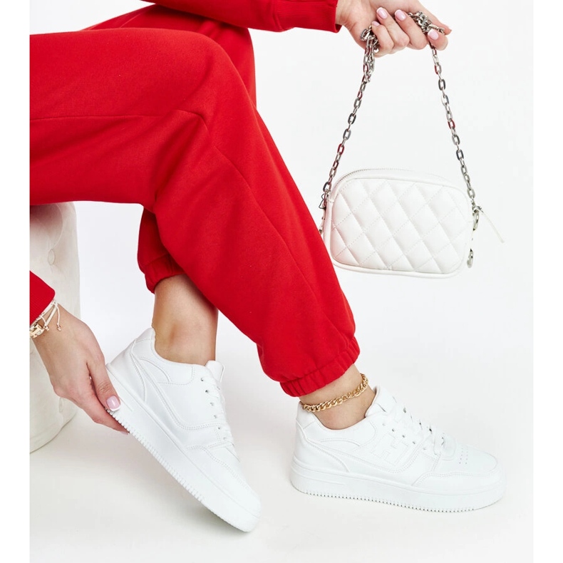 Białe sneakersy na platformie Mentha 1