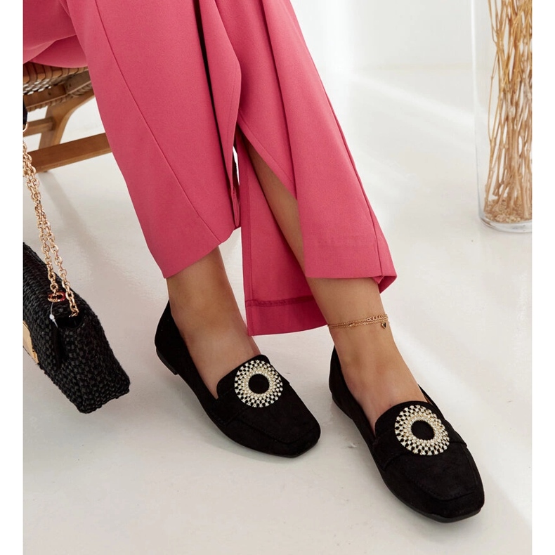 Czarne mokasyny zdobione cyrkoniami Celena 2