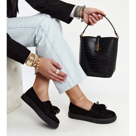 Czarne półbuty z chwostami Adaldrida 1