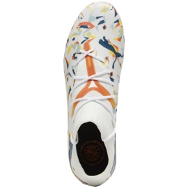 Buty piłkarskie Puma Future 7 Match Creativity FG/AG M 107845 01 białe 2