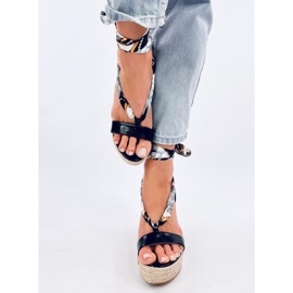 Sandałki espadryle na koturnie Birrel Black czarne 1