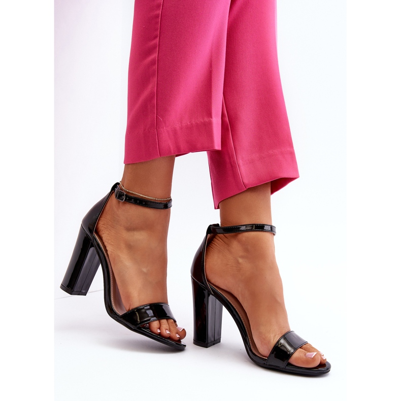 Sandały Na Słupku Czarne Thakko 2