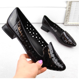 M. DASZYŃSKI Lakierowane półbuty damskie ażurowe wsuwane M.Daszyński SA178A-2 czarne 1