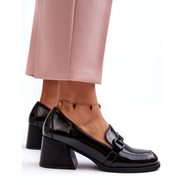 Vinceza Lakierowane Półbuty Na Obcasie Czarne 4