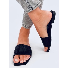 Klapki z kwadratową podeszwą Sahar Black czarne 1