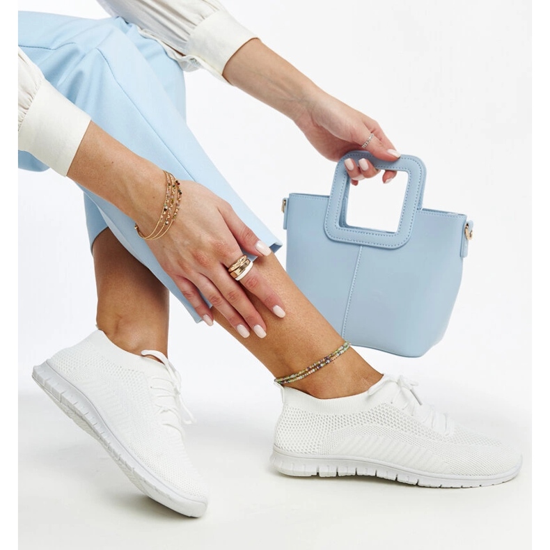 Białe materiałowe sneakersy Zahira 1