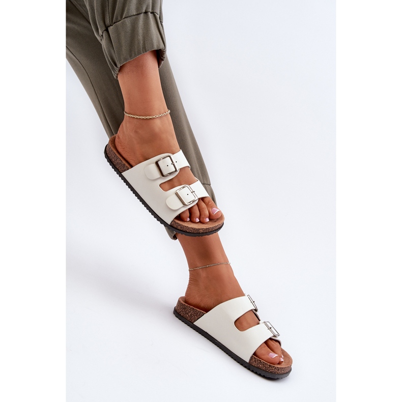 Klapki Damskie Z Klamrami Białe 1