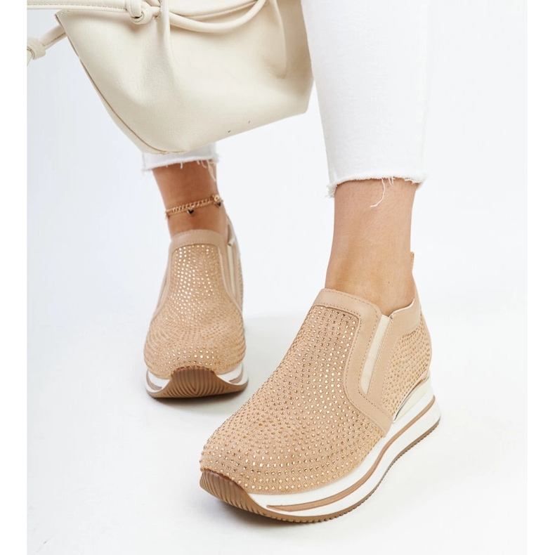 Brązowe tenisówki na koturnie Cadelaria 1