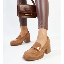 Brązowe czółenka na słupku Aludra 1