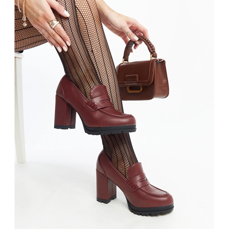 Bordowe półbuty na słupku Sauda czerwone 1