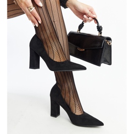 Czarne czółenka na wysokim słupku Leea 1
