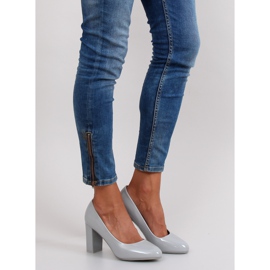 Lakierowane czółenka szeroki obcas m263p Grey szare 1