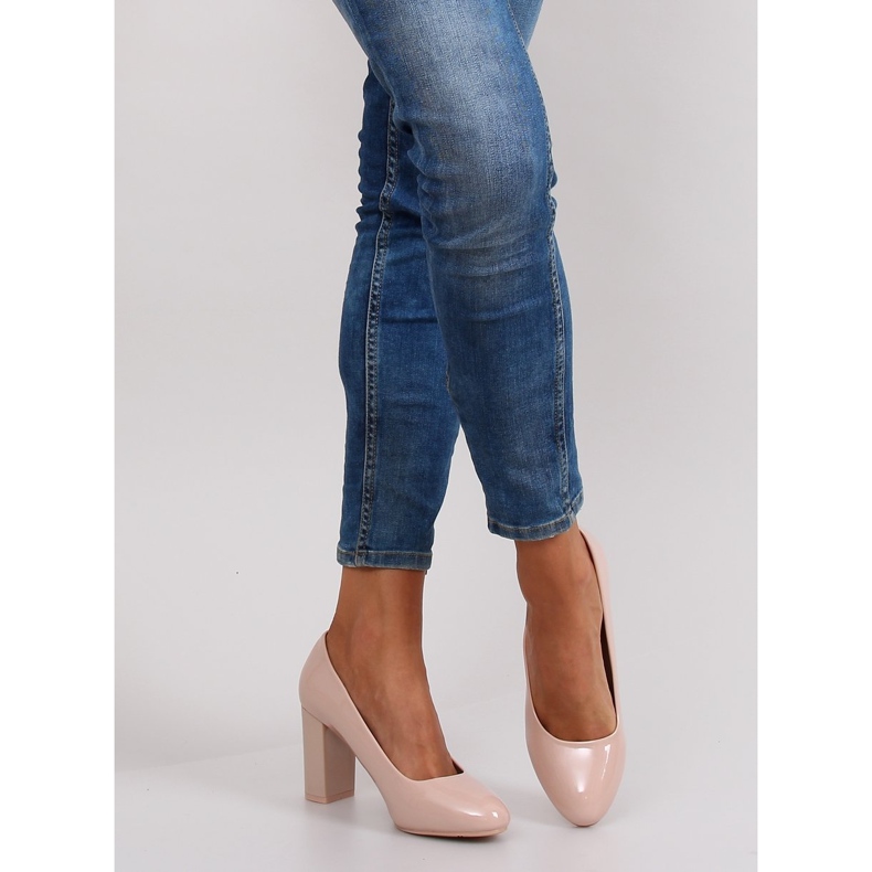 Lakierowane czółenka szeroki obcas m263p Beige wielokolorowe różowe 1