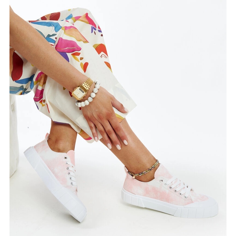 Różowe materiałowe trampki Jerina 1