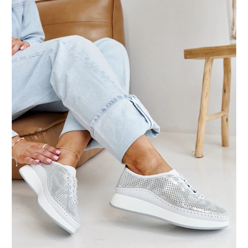 Srebrne skórzane sneakersy na platformie Amana srebrny 1