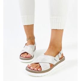 Srebrne skórzane sandały na platformie Ithar szare 1