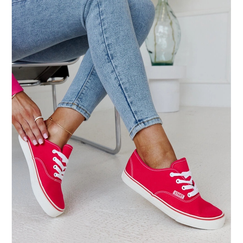 Ciemnoróżowe klasyczne tenisówki Erla 1