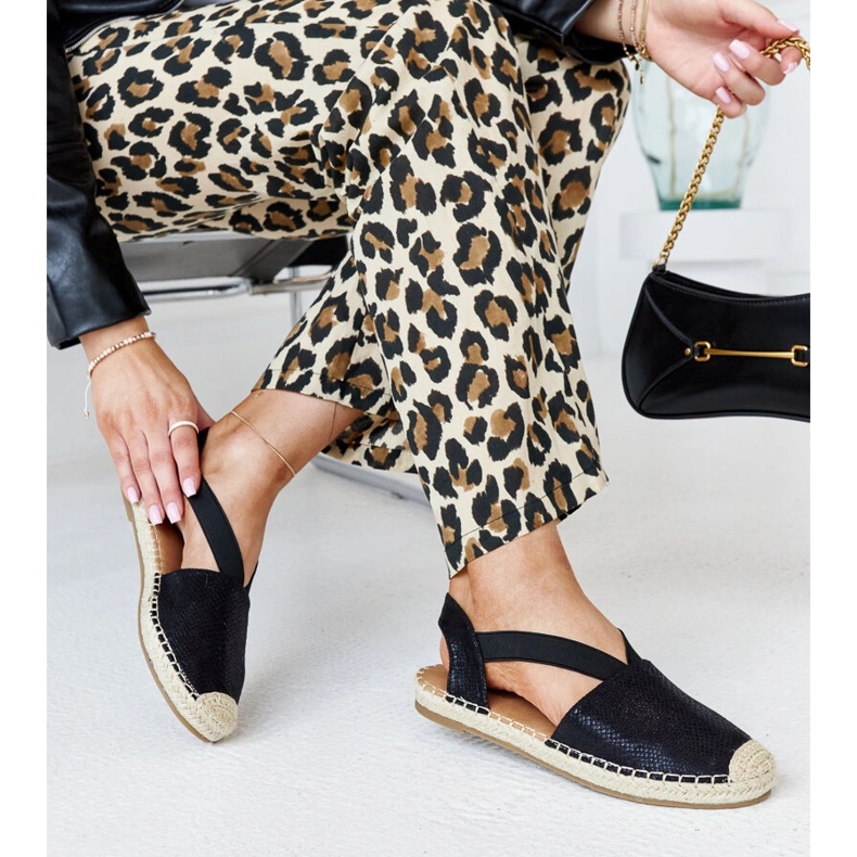 Czarne espadryle z odkrytą piętą Tharna 1