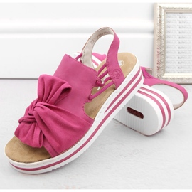 Komfortowe sandały damskie na platformie wsuwane fuksja Rieker V0256-31 różowe 5