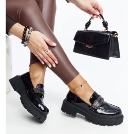 Czarne mokasyny zdobione cyrkoniami Leceta 1