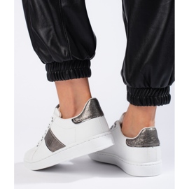 Białe buty sportowe damskie 2