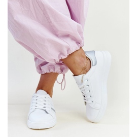 Biało-srebrne sneakersy eko skóra Berdine białe 2