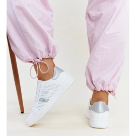 Biało-srebrne sneakersy eko skóra Berdine białe 4