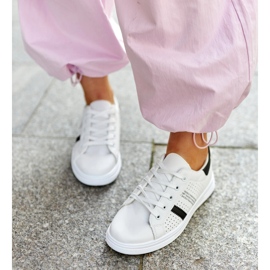 Biało-czarne sneakersy eko skóra Berdine białe 4