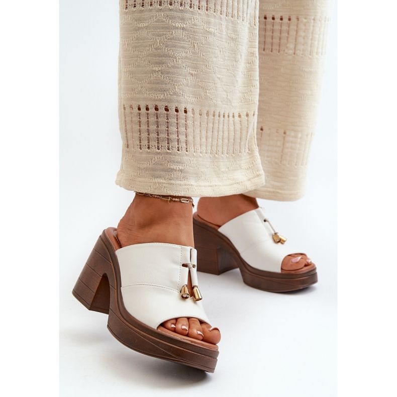 Vinceza Klapki Damskie Z Eko Skóry Na Platformie I Klocku Białe Dafira 1